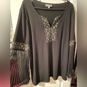 Ladies XL dress shirt from Macy’s